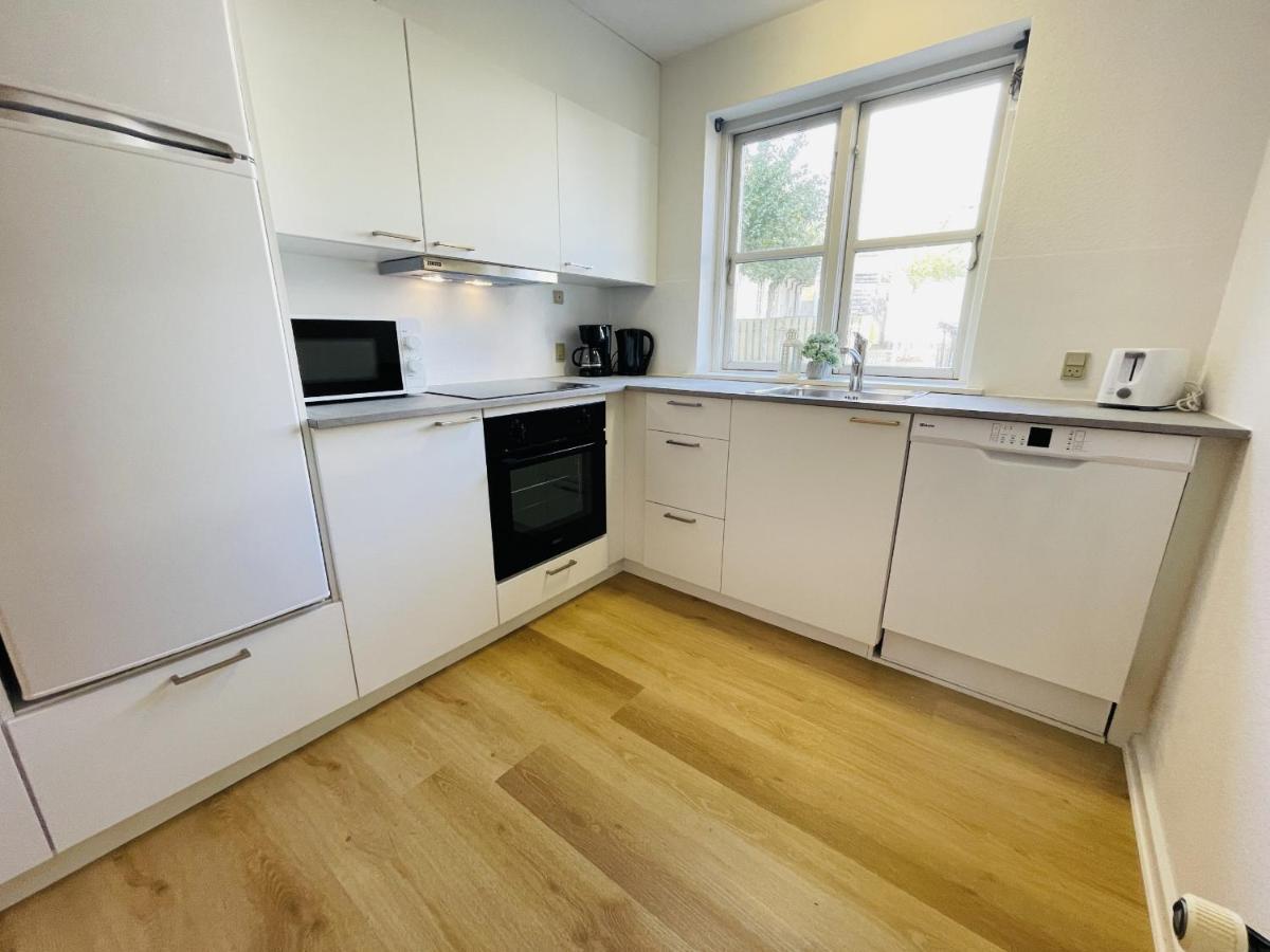Aday - Central Terrace Apartment In Hjørring Екстериор снимка