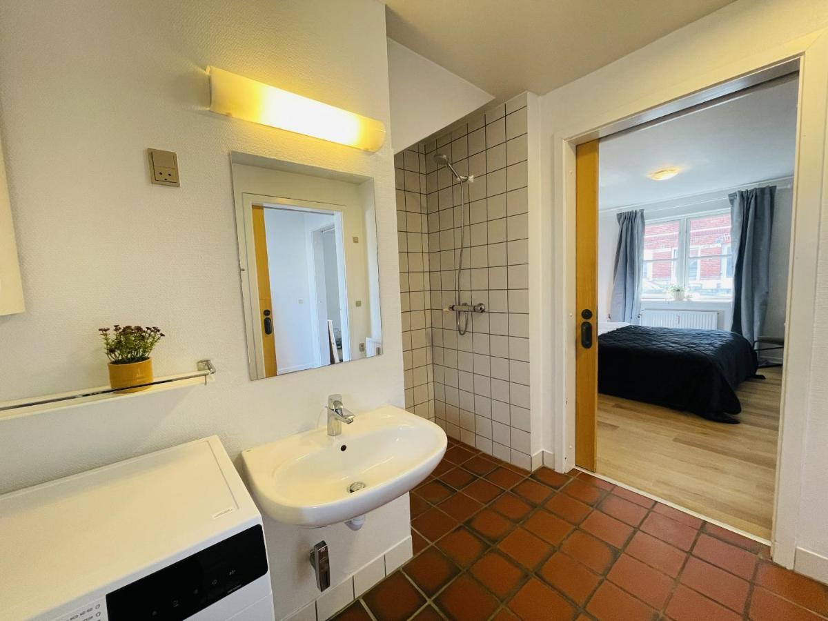 Aday - Central Terrace Apartment In Hjørring Екстериор снимка